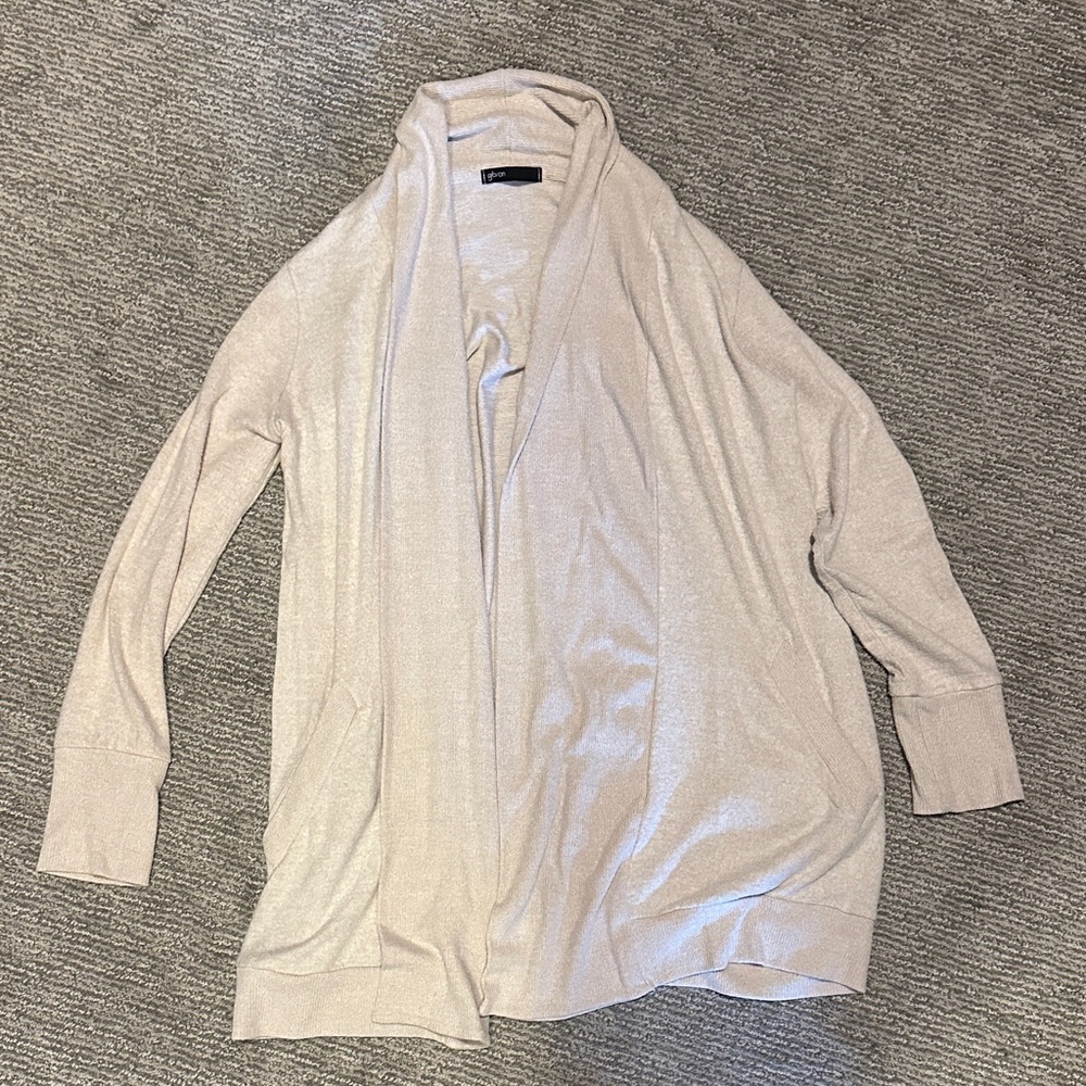 Gibson Cream Women's Cardigan
